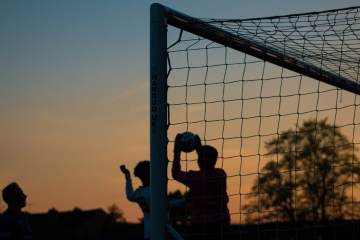 下赛季西甲提前大结局？巴萨有望1.5亿欧买马竞神锋，49场进20球（配图示意）